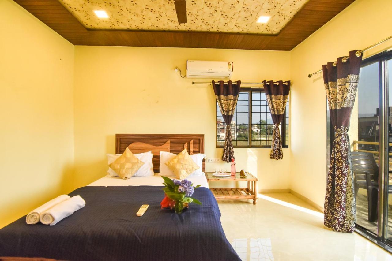 Lifeline Villas - Mountain View 3Bhk Big Pool Villa With Baby Pool لونافالا المظهر الخارجي الصورة