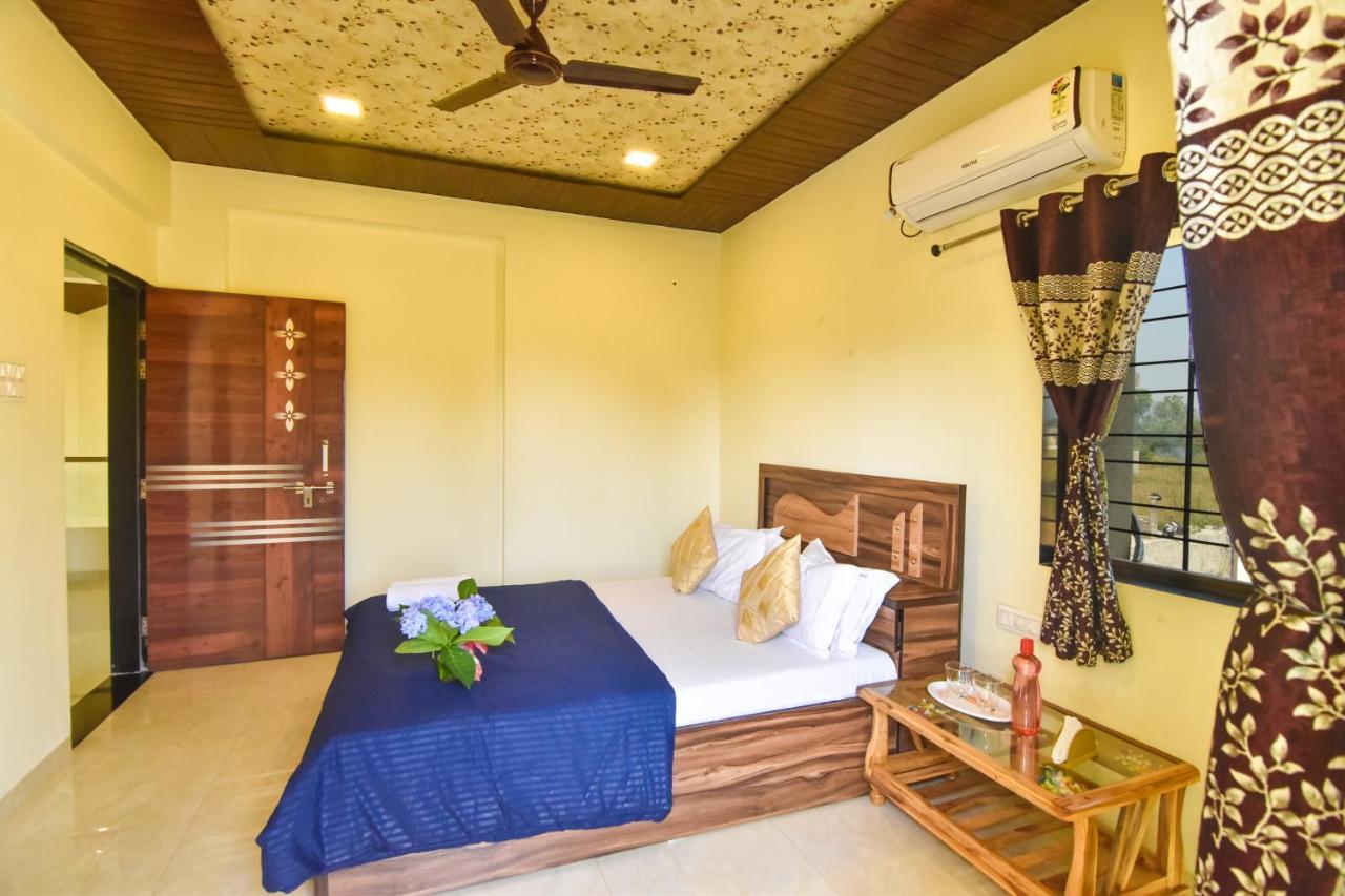 Lifeline Villas - Mountain View 3Bhk Big Pool Villa With Baby Pool لونافالا المظهر الخارجي الصورة